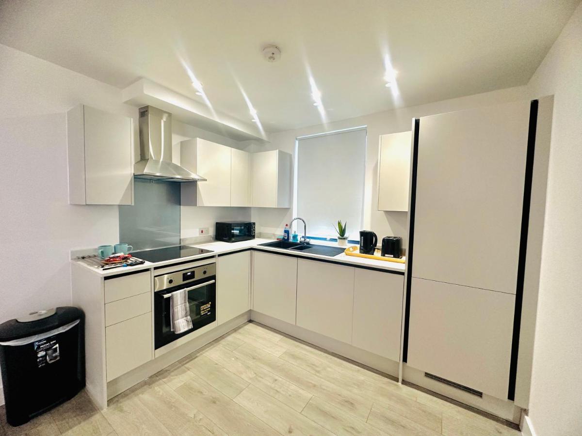 Hemel Apartments - Sea Breeze Hemel Hempstead Exterior foto